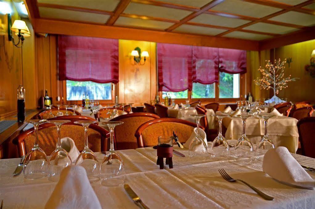 Apartamentos Solneu Baqueira Beret Kültér fotó